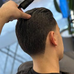 Karpouzas Hair Design | Ανδρικό κούρεμα