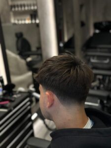 Karpouzas Hair Design | Ανδρικό κούρεμα