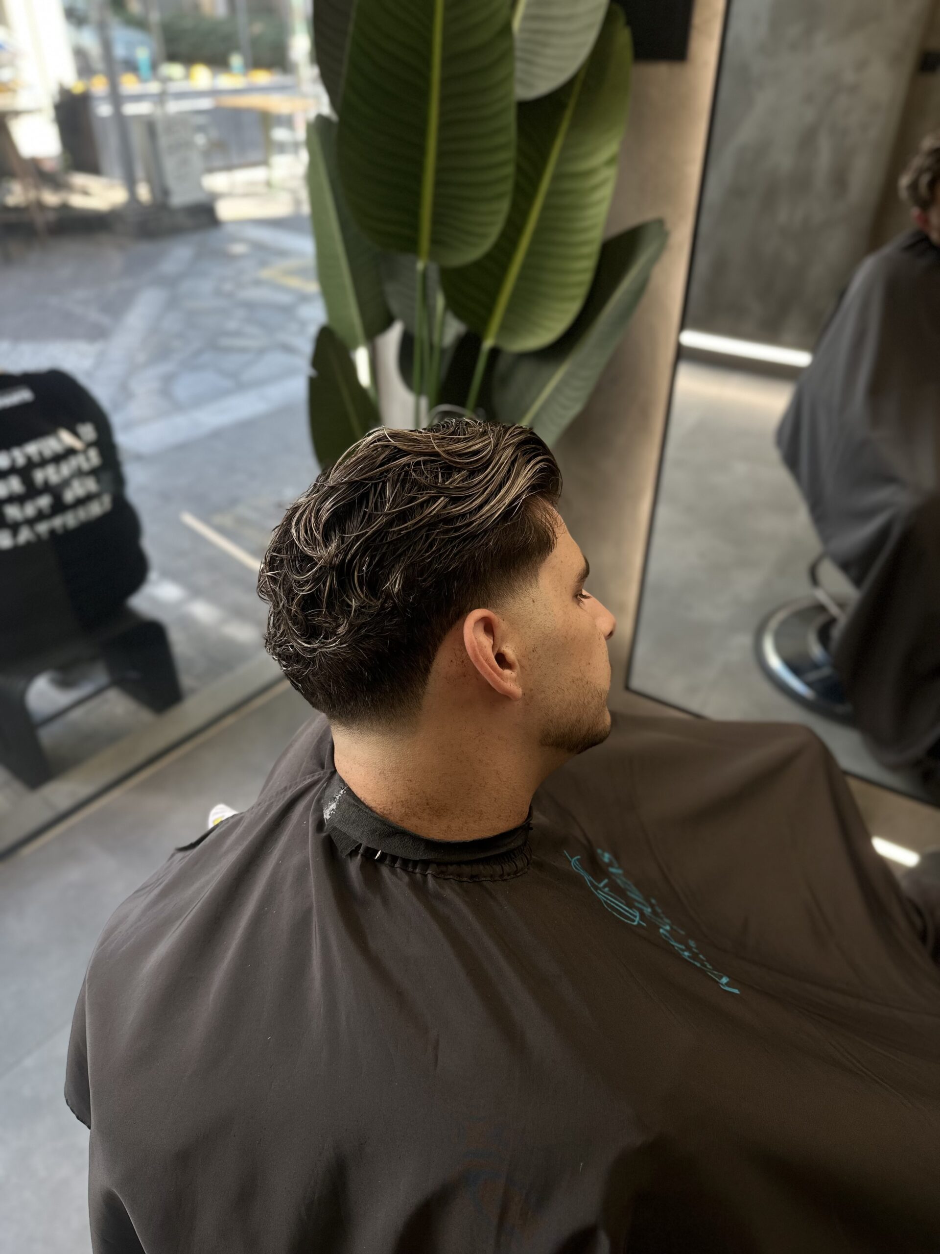 Karpouzas Hair Design | Ανδρικό κούρεμα